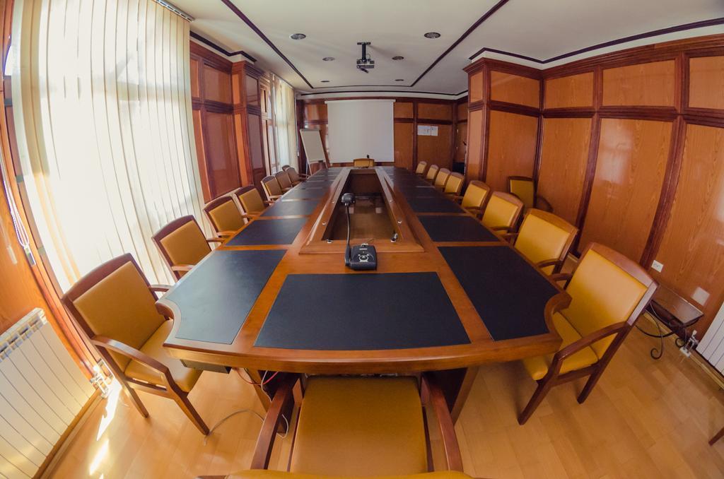 Predeal Comfort Suites Бизнес фото